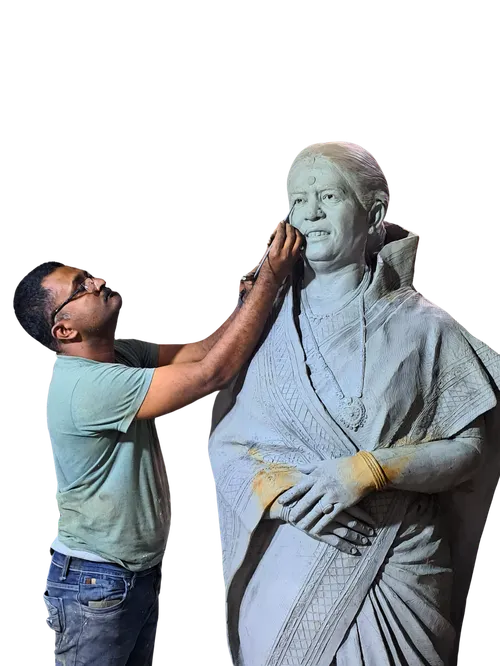 Raj Artisan at work